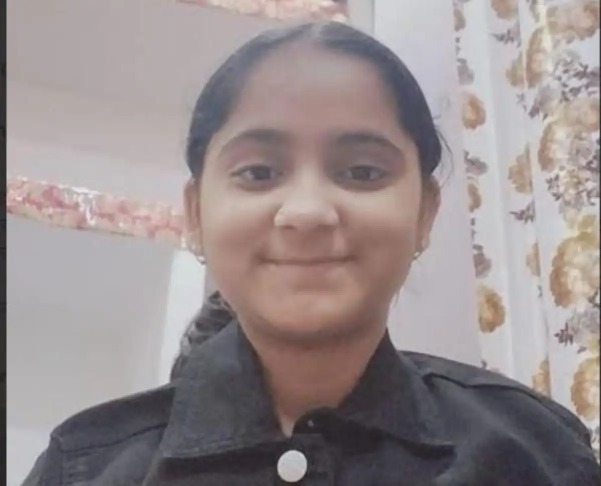 प्रतापगढ़ की होनहार बेटी आराध्या ने सीबीएसई हाईस्कूल में हासिल किया 97.60% अंक