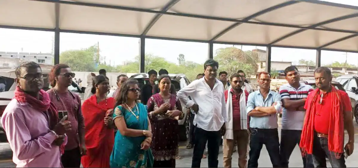 रायपुर में आईटीएसए अस्पताल के निर्माण के बहाने बंद किया आम रास्ता, पार्षद ने विरोध में खोला मोर्चा