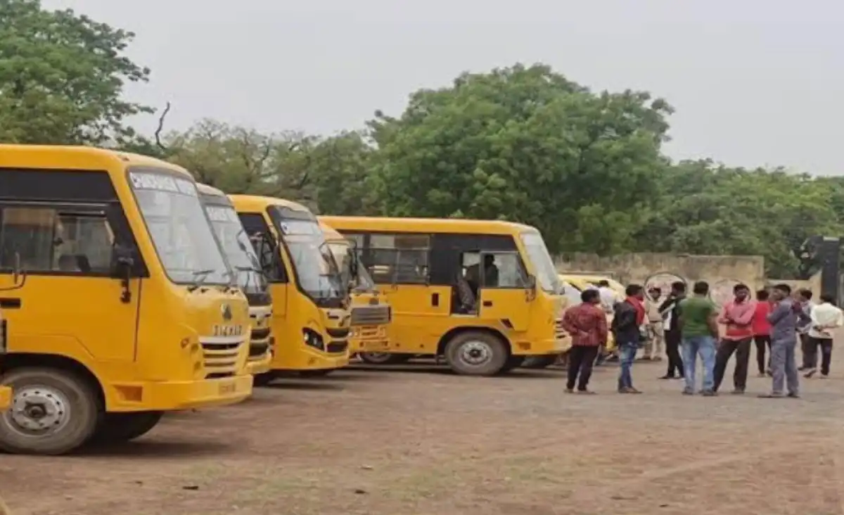 स्कूल बसों की सुरक्षा जांच के लिए 22 जून को सरायपाली में लगेगा शिविर